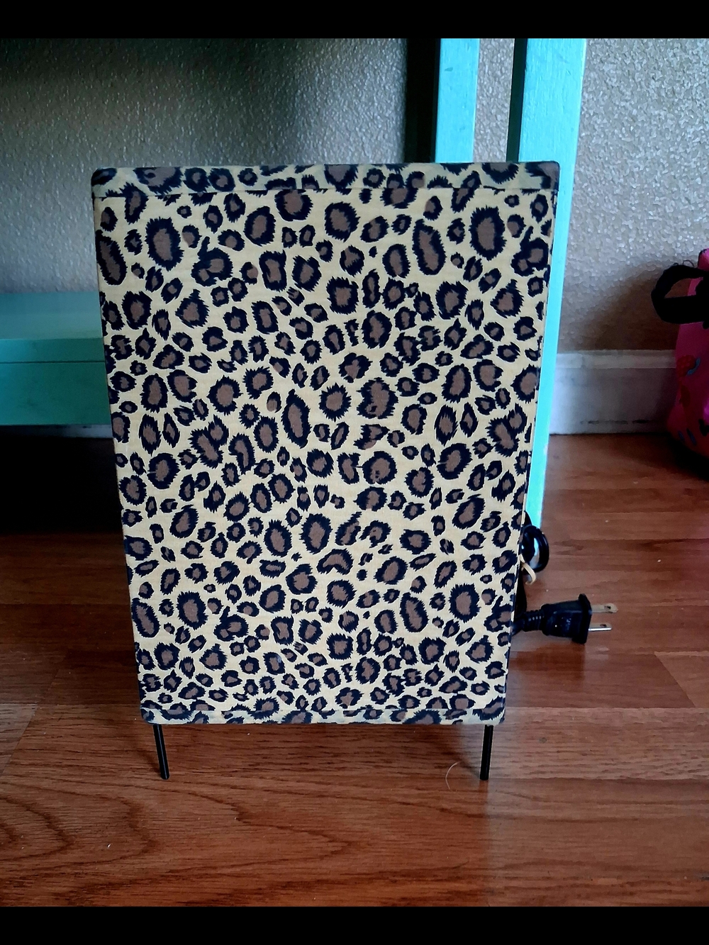 Leopard Lamp - Beige and Black